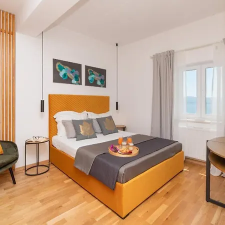 Villa Moon