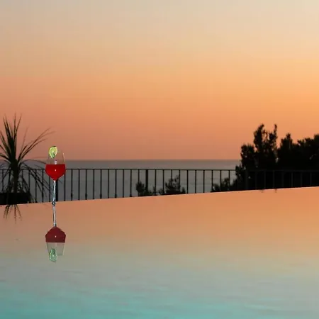 Moon Villa