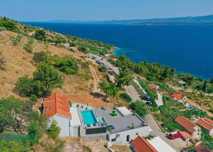 Moon Villa Bol
